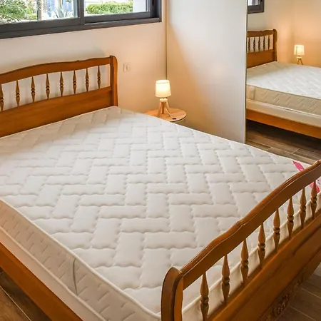 3 Bedroom Gorgeous In Tatil Evi Saint-Hilaire-de-Riez