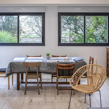 Stunning In Saint-Hilaire-de-Riez