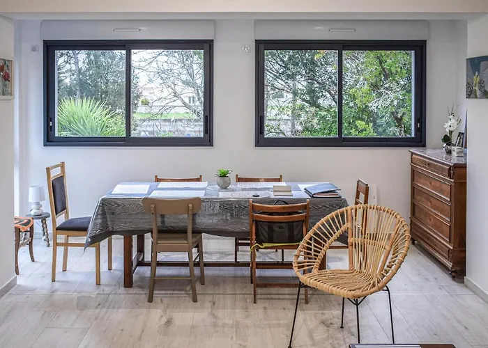 Stunning In Saint-Hilaire-de-Riez