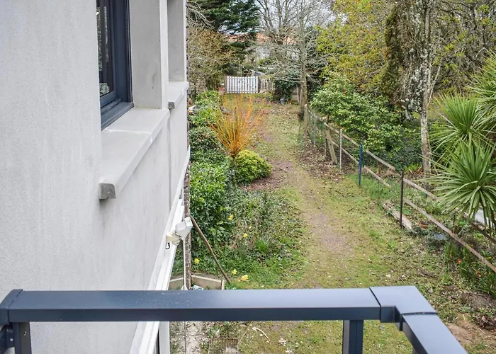 Stunning In Saint-Hilaire-de-Riez